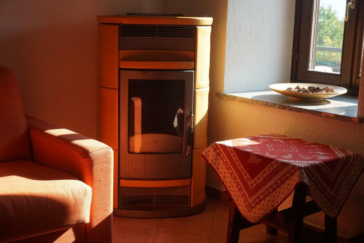 Maison Mey - Cir Vda Gignod 008 Aosta Esterno foto